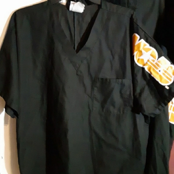 Scrub set - Picture 2 of 12